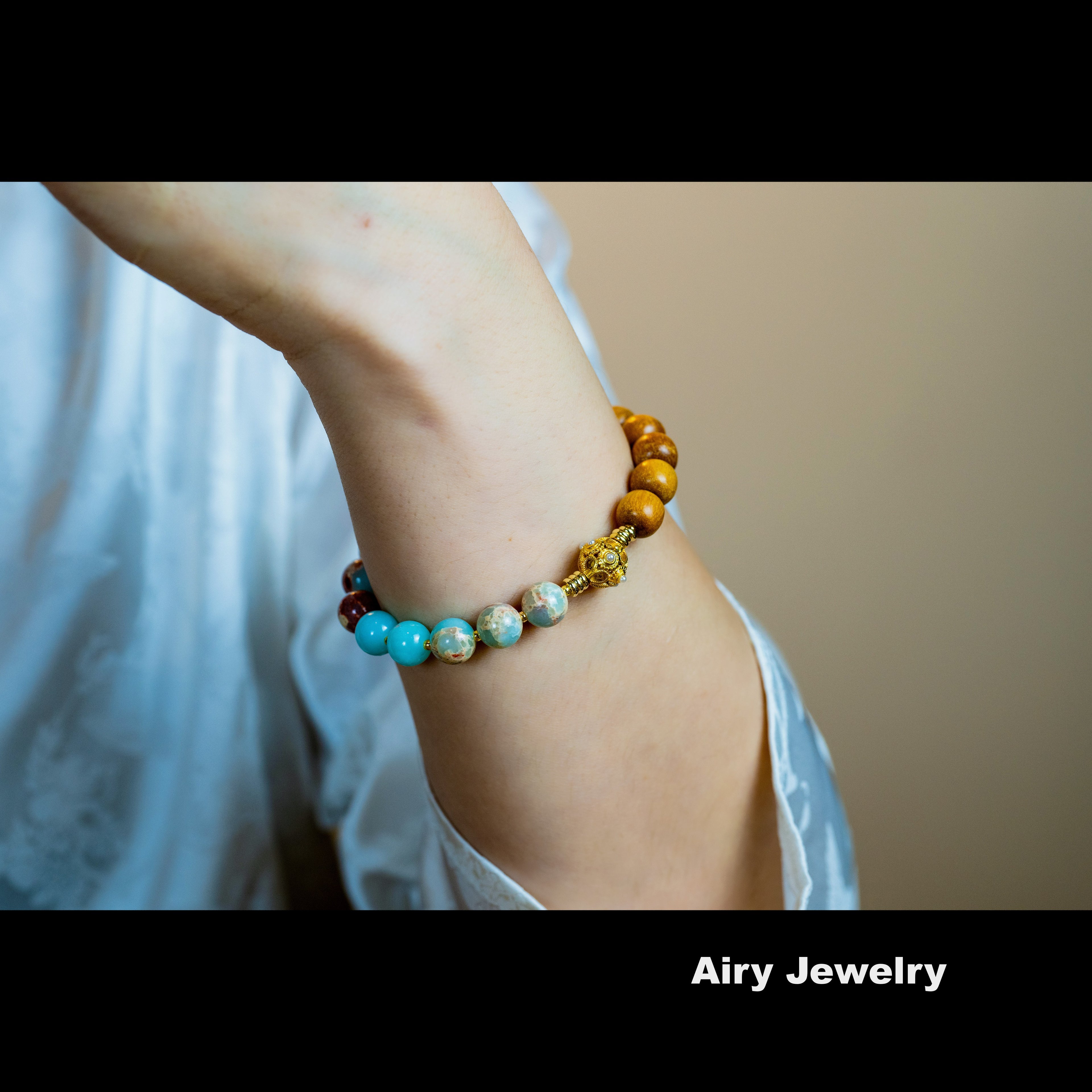 Shoushan stone and wood bead bracelet