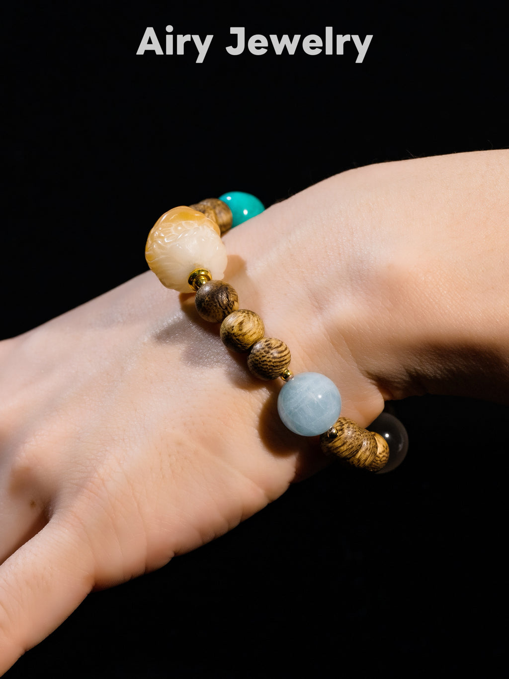 Original handmade bracelet made of agarwood gemstones