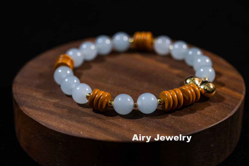 Natural Blue Chalcedony Fashion Bracelet